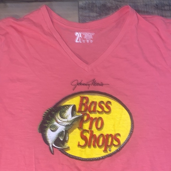 Bass Pro Shops pink T-Shirt size 2XL - Picture 2 of 2